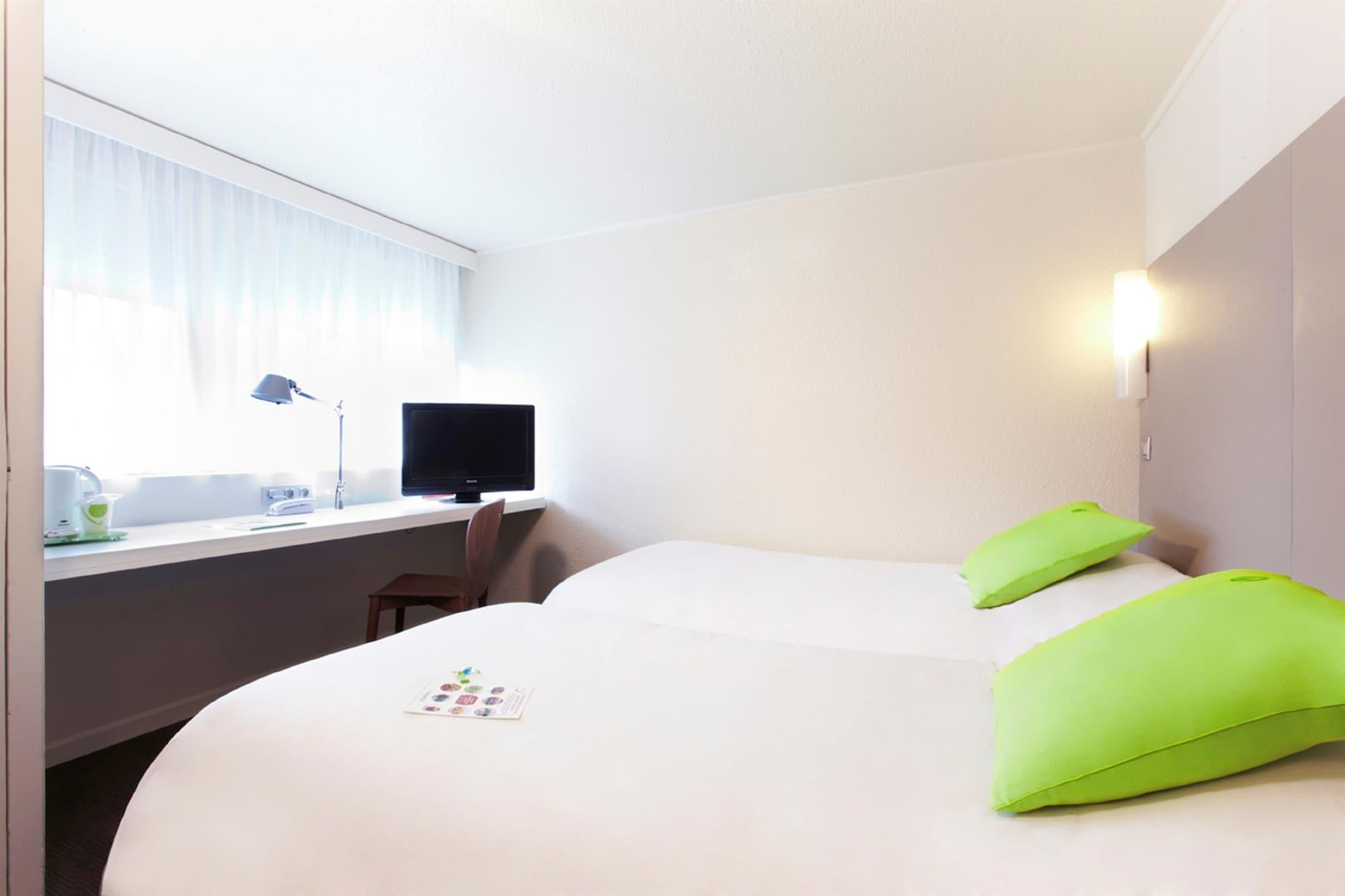 Hotel Morangis Orly מראה חיצוני תמונה